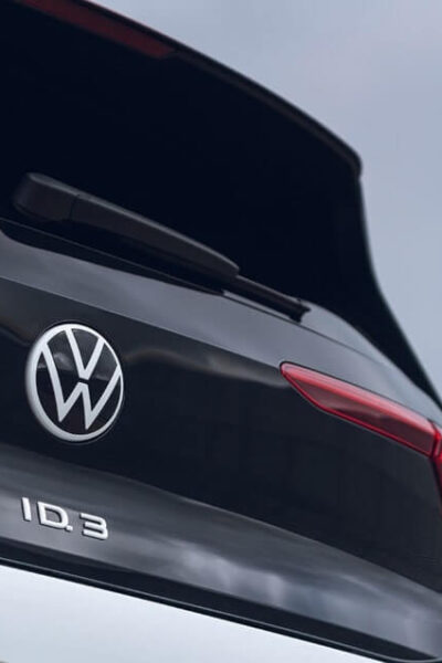 Charging with a 3-pin plug