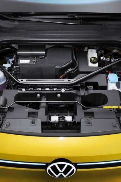 Why-do-electric-cars-have-a-12v-battery